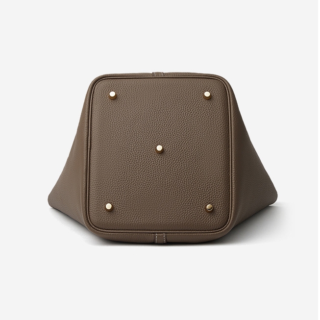 上質レザートートバッグ|通勤〜旅行にも