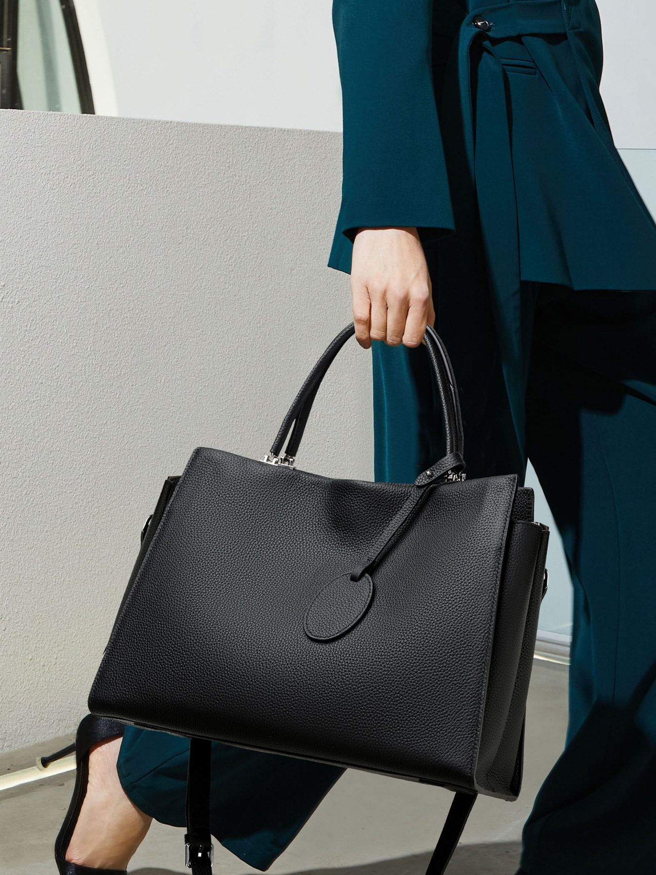 シボ革2WAYトート|A4書類対応