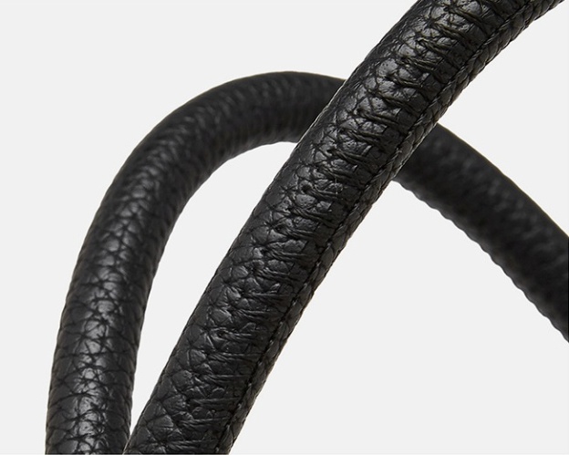 大人の上質レザートートバッグ