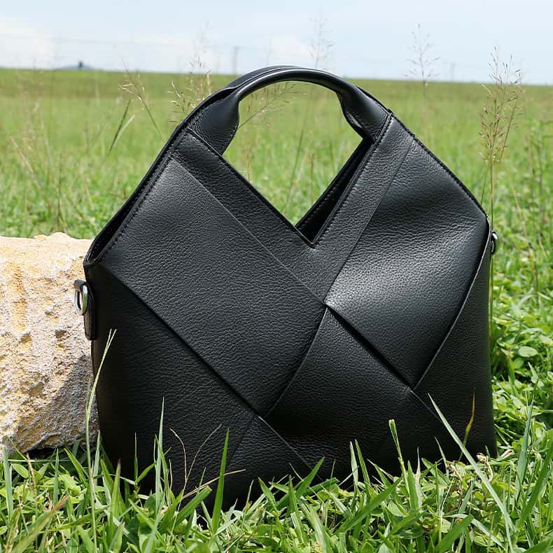 本革手編み斜め掛けショルダーバッグ