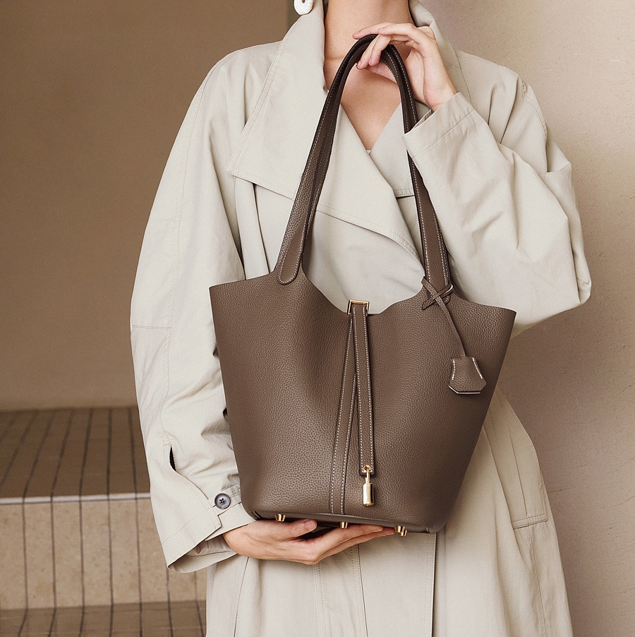 上質レザートートバッグ|通勤〜旅行にも