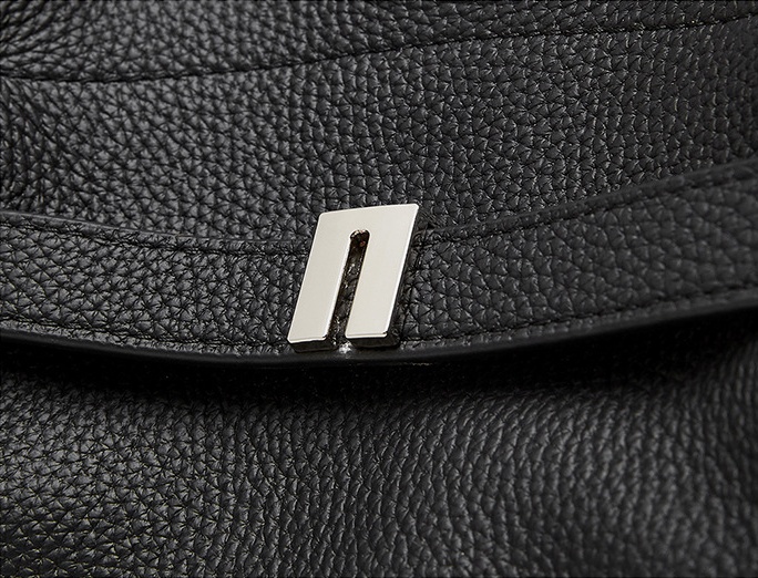 大人の上質レザートートバッグ