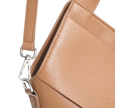 本革手編み斜め掛けショルダーバッグ