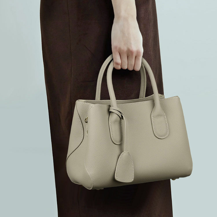 大容量厚手牛革斜ショルダーバッグ|4色展開