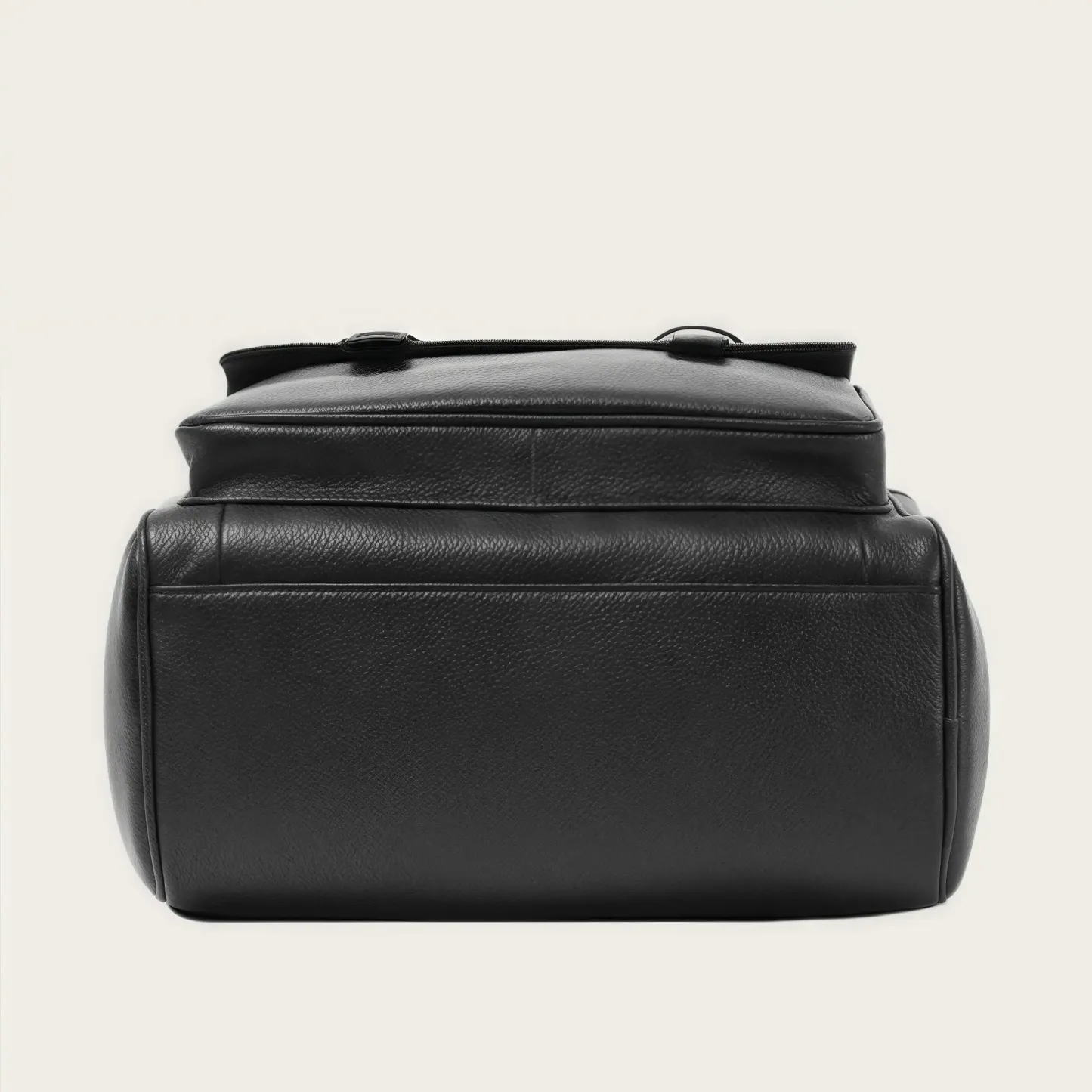 【ヴィンテージ風 】牛革バックパック 15.6 インチ PC 収納可｜大容量設計・通勤・旅行対応|