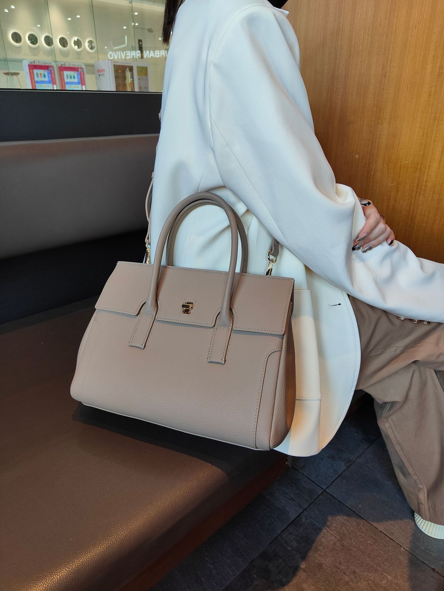 上質牛革 2WAY多機能トートバッグ|A4書類対応