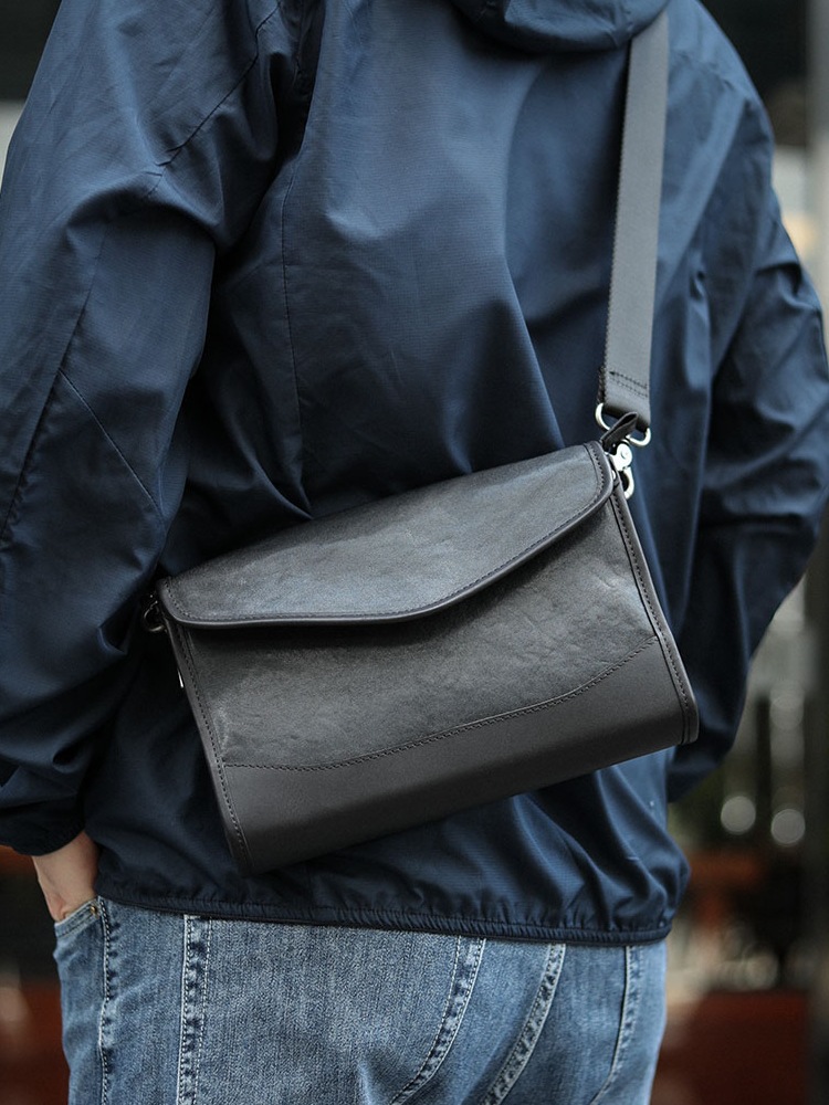 植物タンニン鞣しの天然牛革ショルダーバッグ/ハンドバッグXK3018111HD