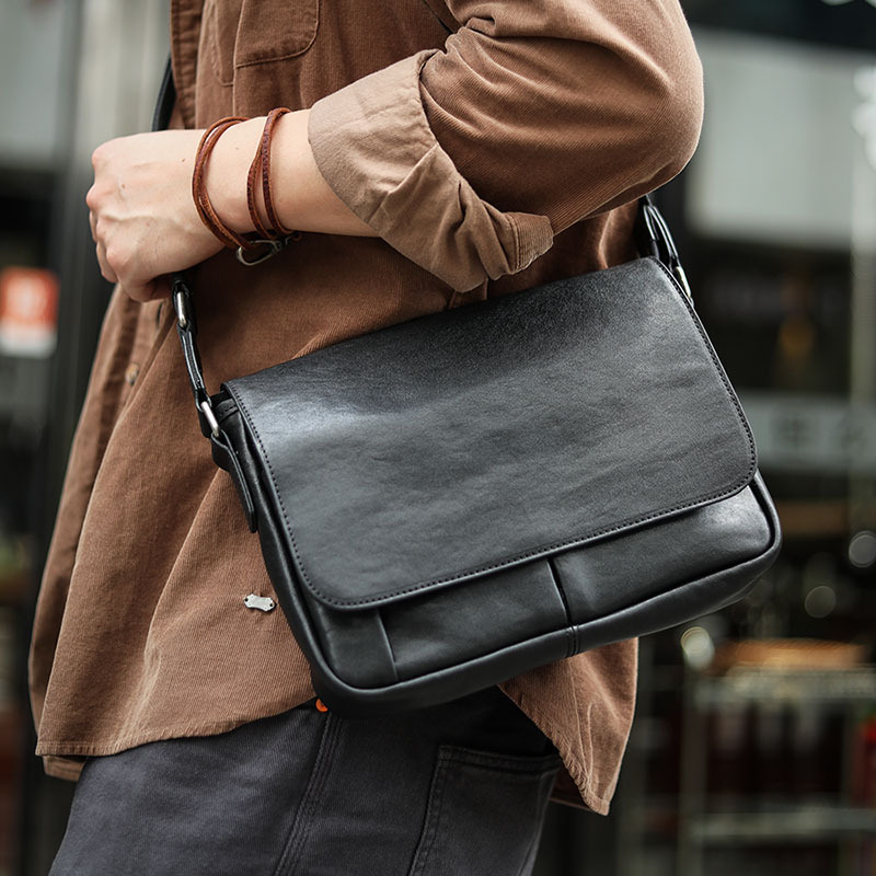 植物タンニン鞣しの牛革ショルダーバッグ-XK3086532HD