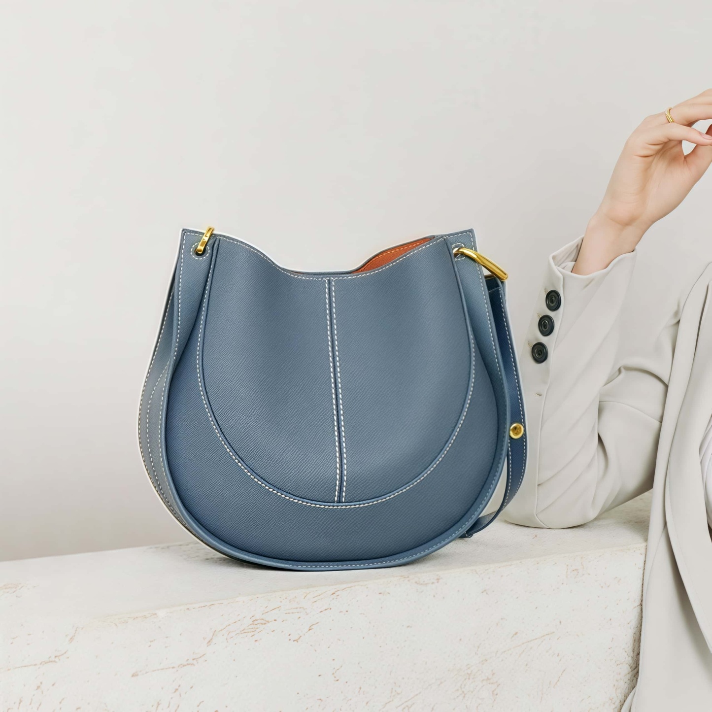 4色|上質な牛革ショルダーバッグ|トートバッグ|内ポケット+外ポケット