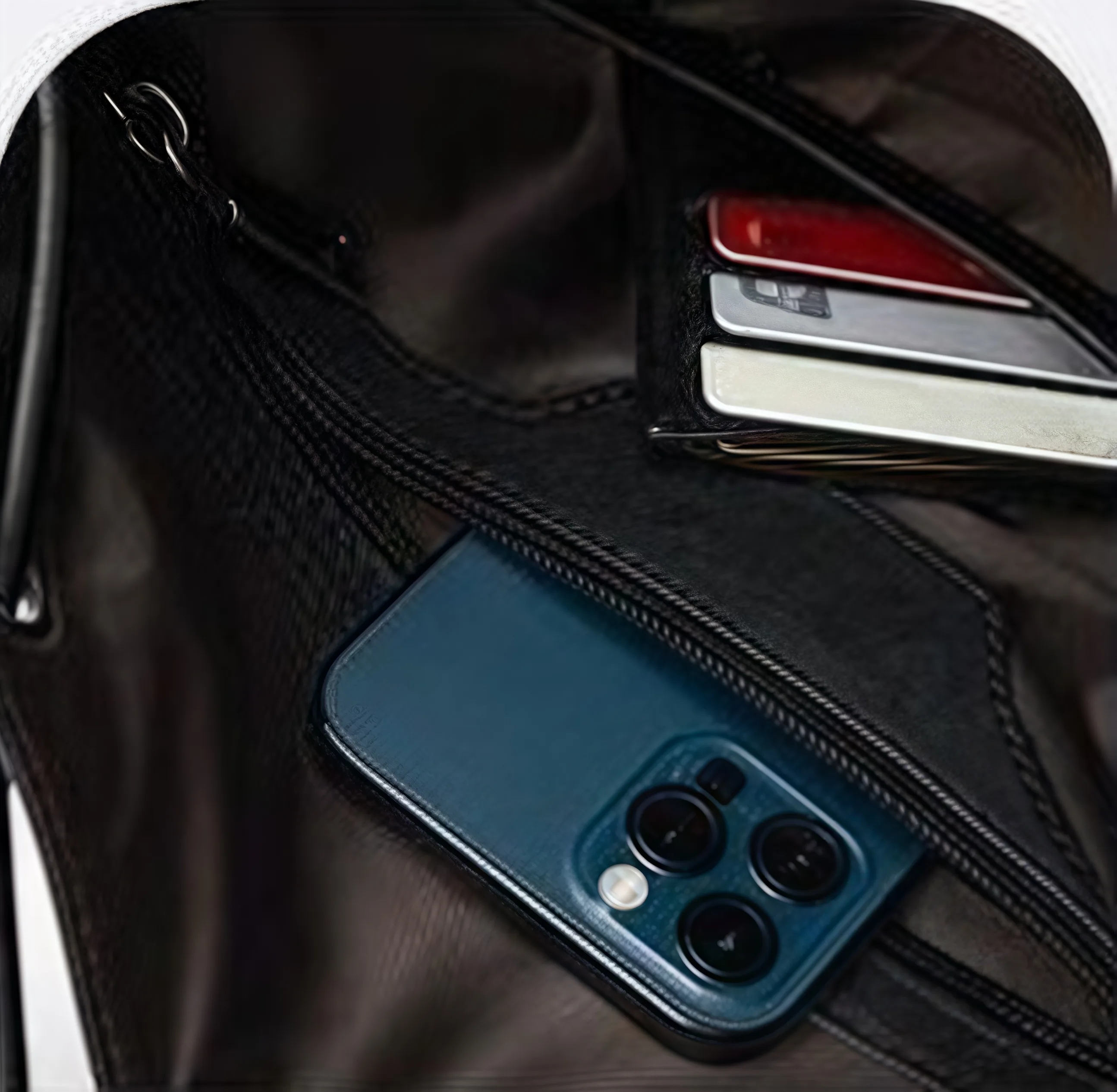 【ヴィンテージ風】植物鞣し牛革バックパック｜22L 大容量｜ビジネスレジャー兼用｜通勤・旅行に最適