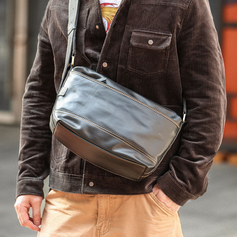 阿美咔叽复古男士包包日系真皮单肩斜挎包软牛皮通勤休闲邮差背包XK3018225HD