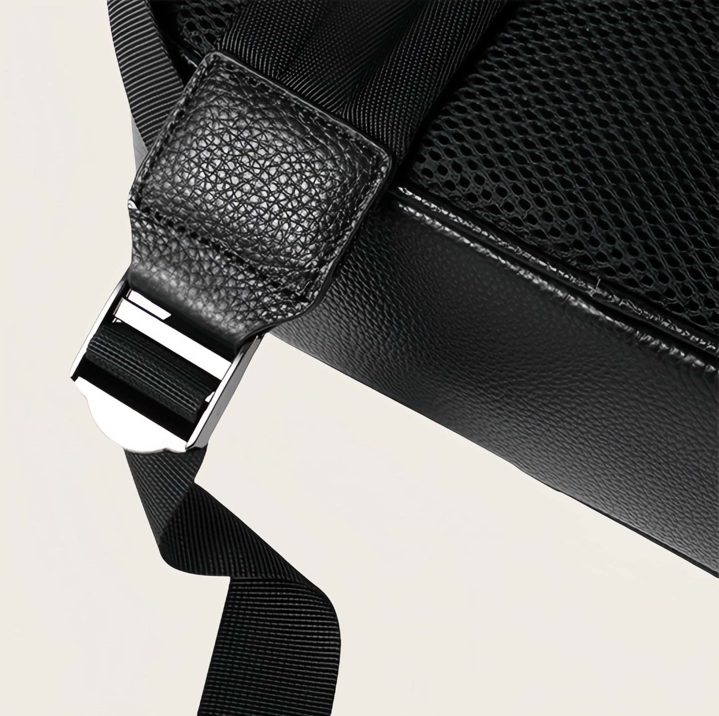 天然牛革製 ビジネス通勤向け ダブルストラップリュック