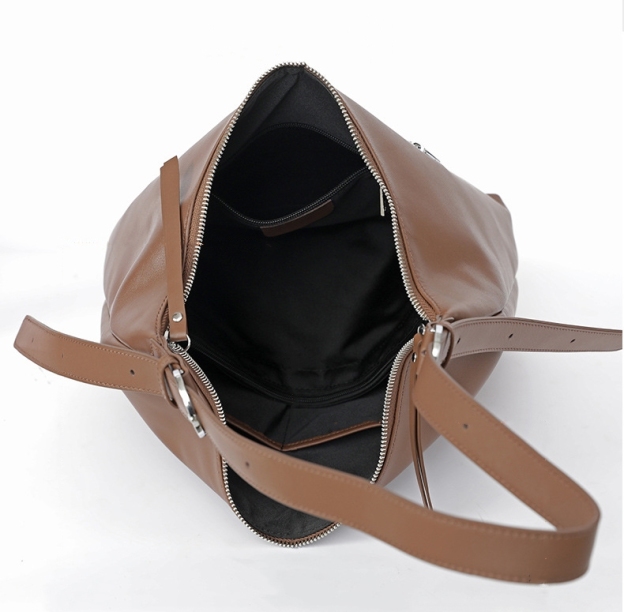 NEW ! •茶|黒|2色•上質な天然牛革斜ショルダーバッグ•牛革肩掛けバッグ• 