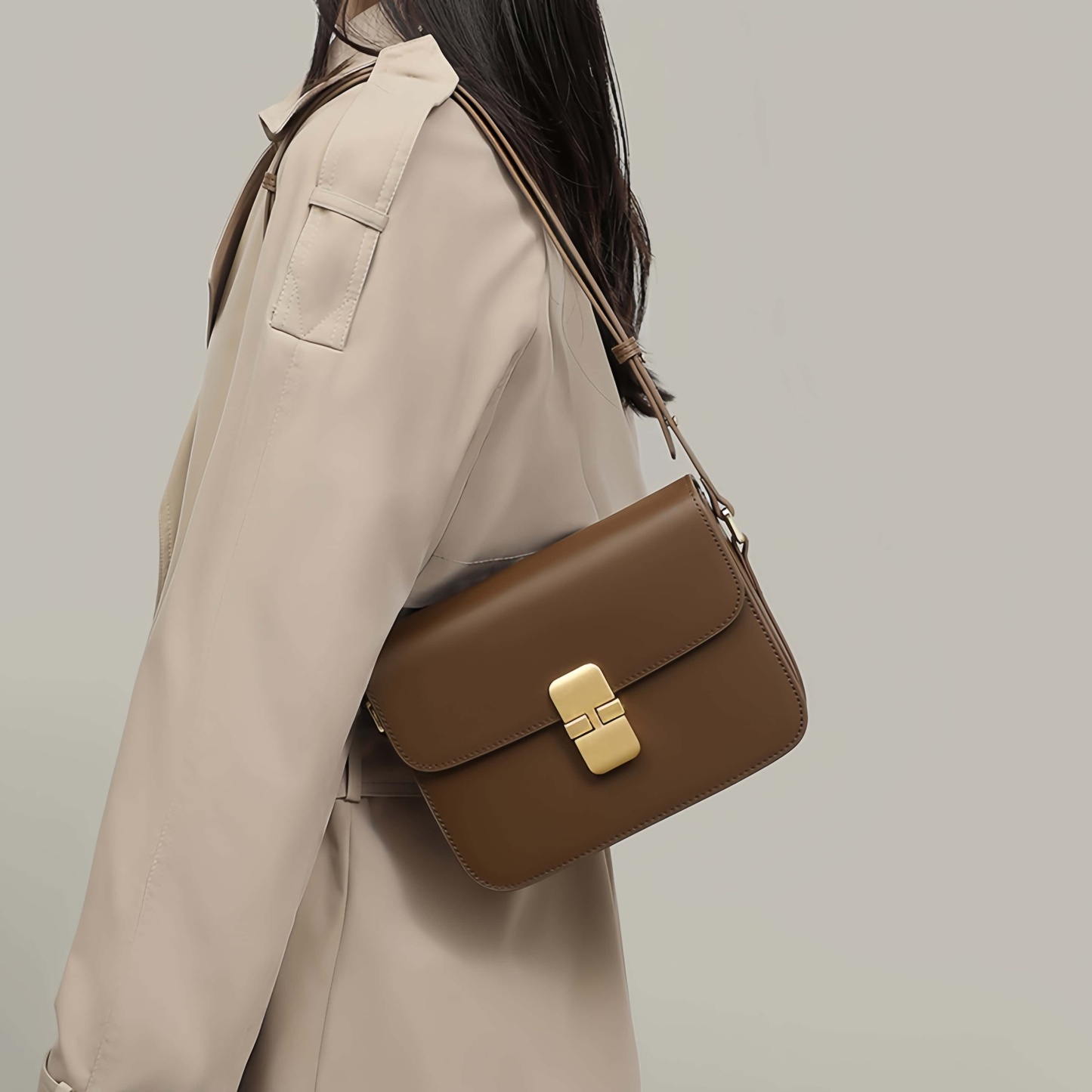 NEW ! •茶色•天然牛革ショルダーバッグ• 牛革肩掛けバッグ