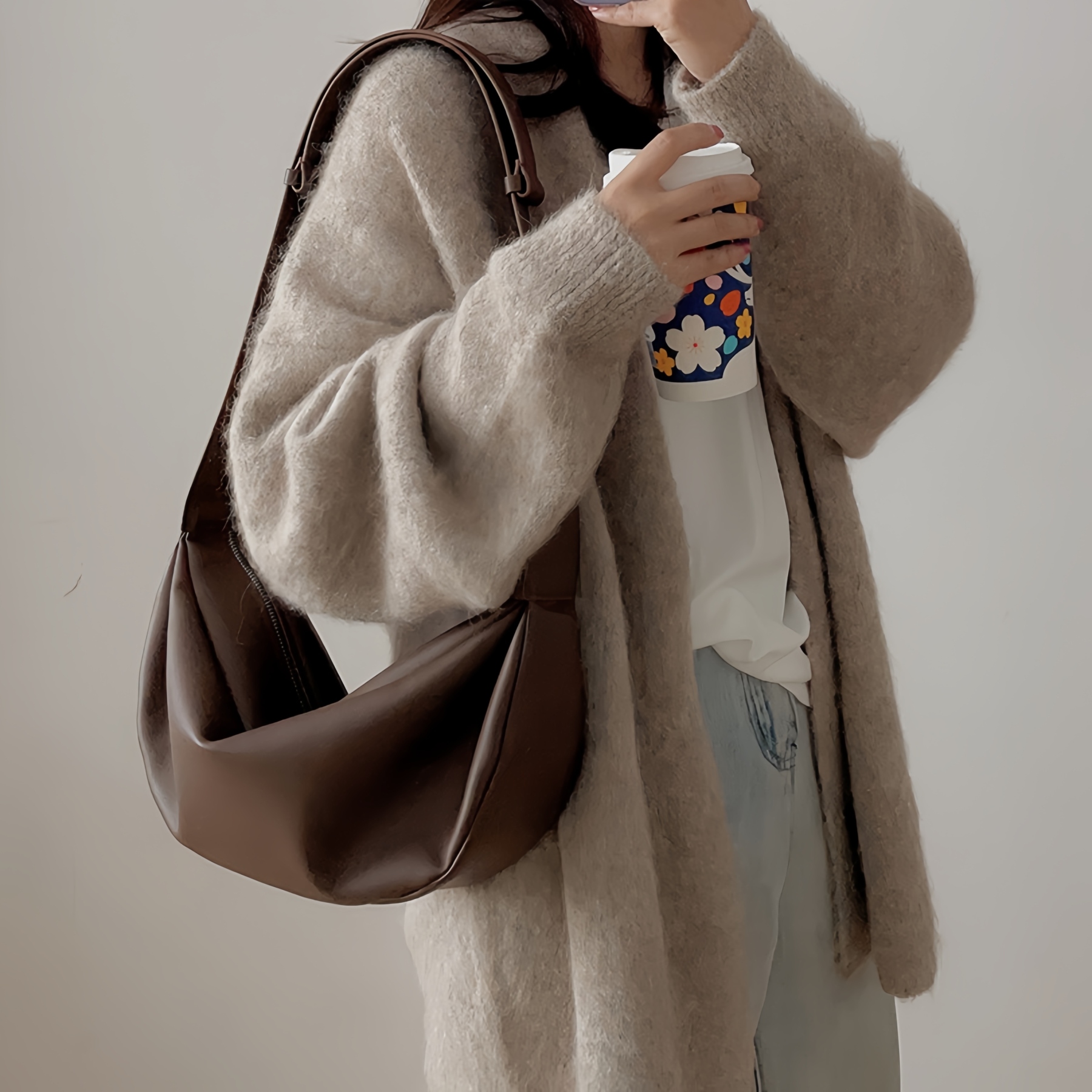 牛革クロスボディバッグ|肩掛けバッグ|サコッシュ