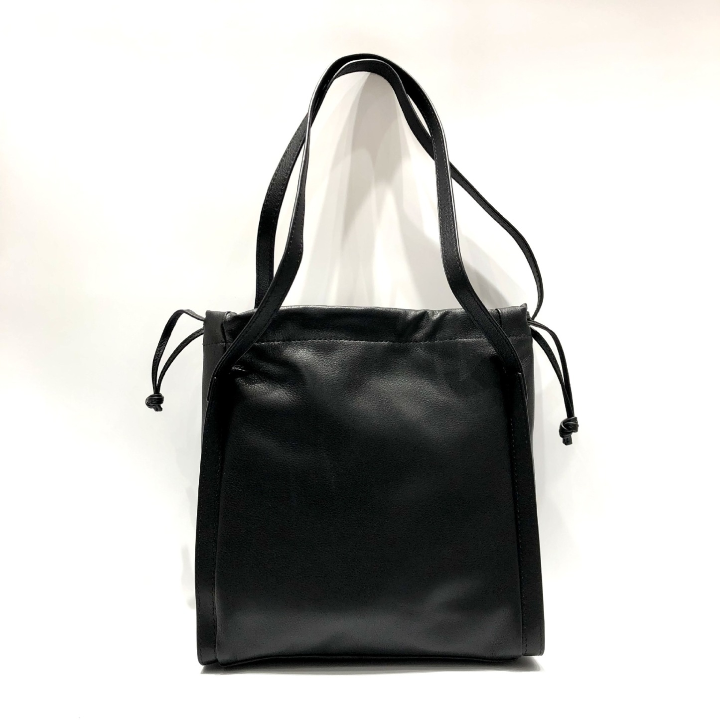 新発売！♦上質な天然牛革ハンドバッグ♦天然牛革トートバッグ