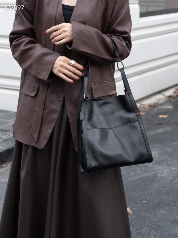 革の質感が素敵！※茶|黒※2色※3WAY※天然牛革ハンドバッグ※ 牛革斜ショルダーバッグ