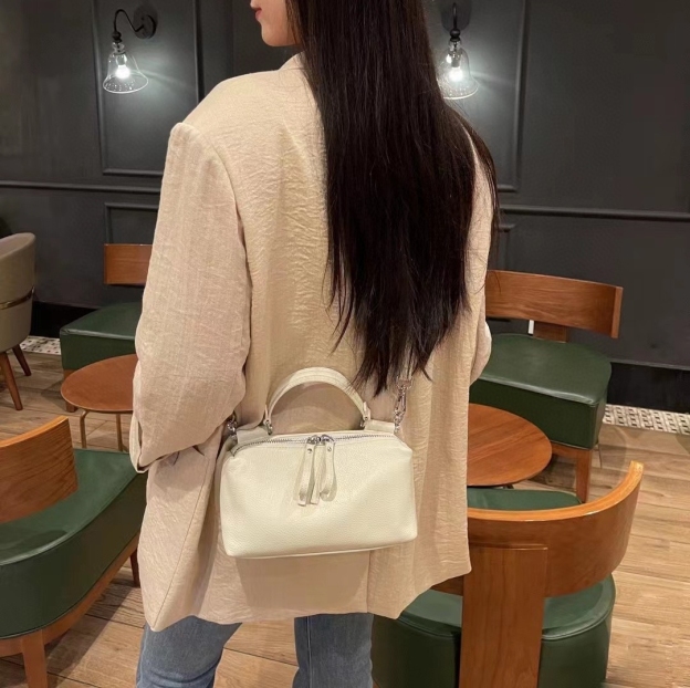 優雅な雰囲気 ! •3WAY•7色•天然牛革ハンドバッグ•牛革ショルダーバッグ