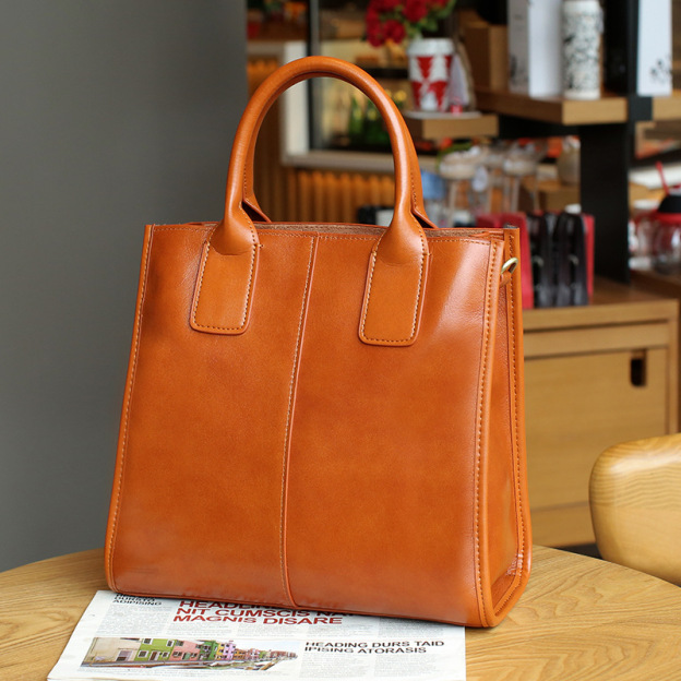 植物タンニン鞣しの牛革|ショルダーバッグ|ハンドバッグ|牛革トートバッグ 