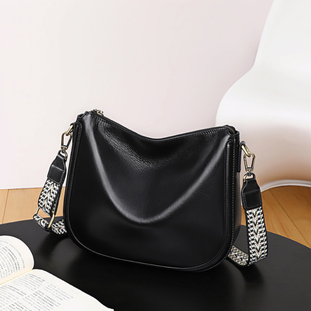 レトロ ! • 茶|黒•天然牛革ショルダーバッグ•2本の肩ベルトを付属