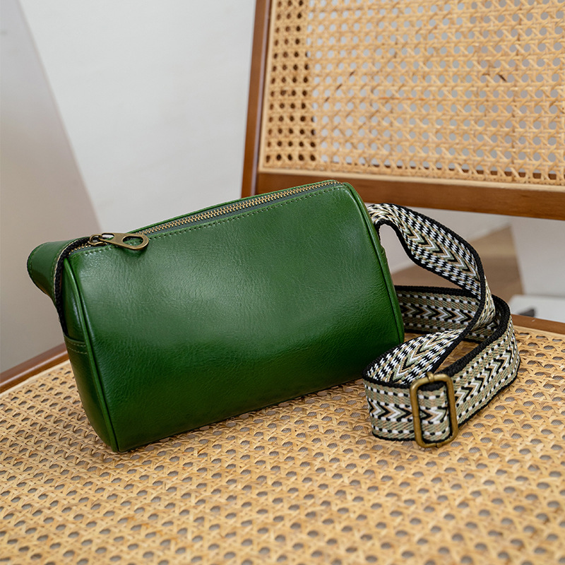 NEW ! |4色|植物鞣な天然牛革ショルダーバッグ