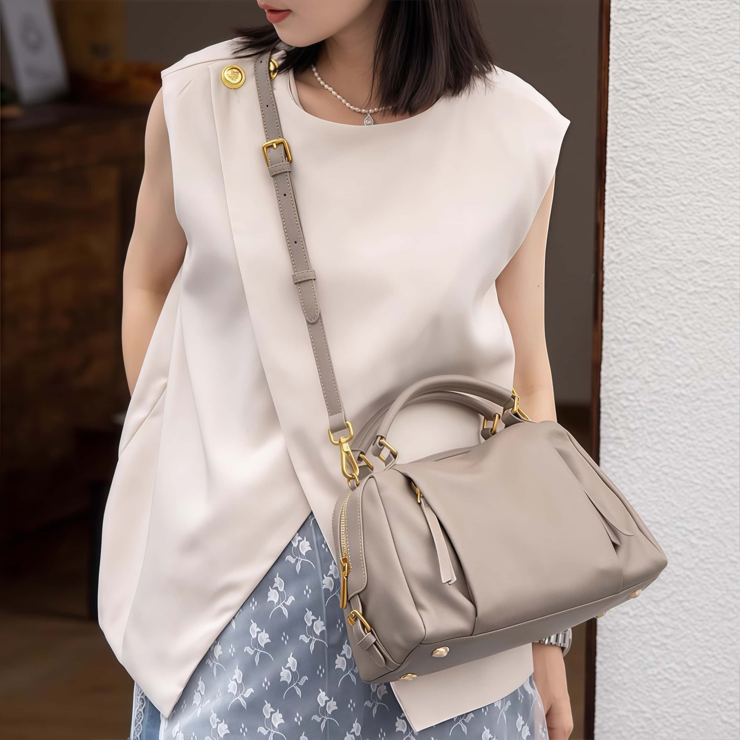 スタイリッシュ！•2色•3WAY•天然厚み柔らかい牛革ハンドバッグ・牛革肩掛けバッグ