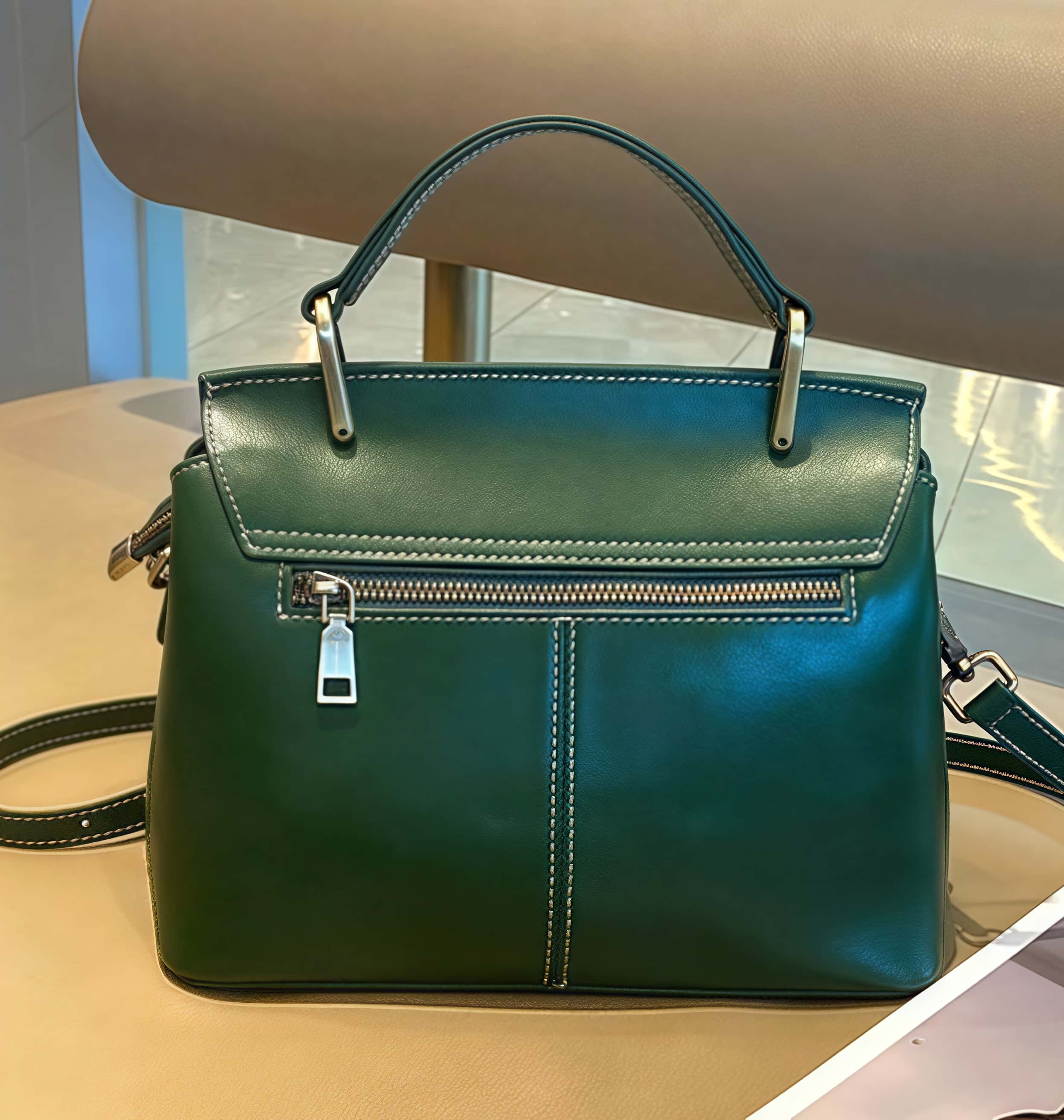 エレガント•5色•天然牛革ハンドバッグ•牛革ショルダーバッグ•2本の肩ベルトを付属