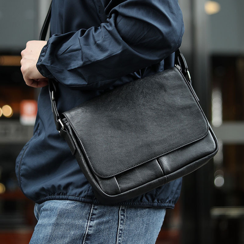 植物タンニン鞣しの牛革ショルダーバッグ-XK3086532HD