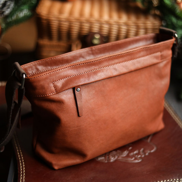 本革ショルダーバッグ-XK208900HD