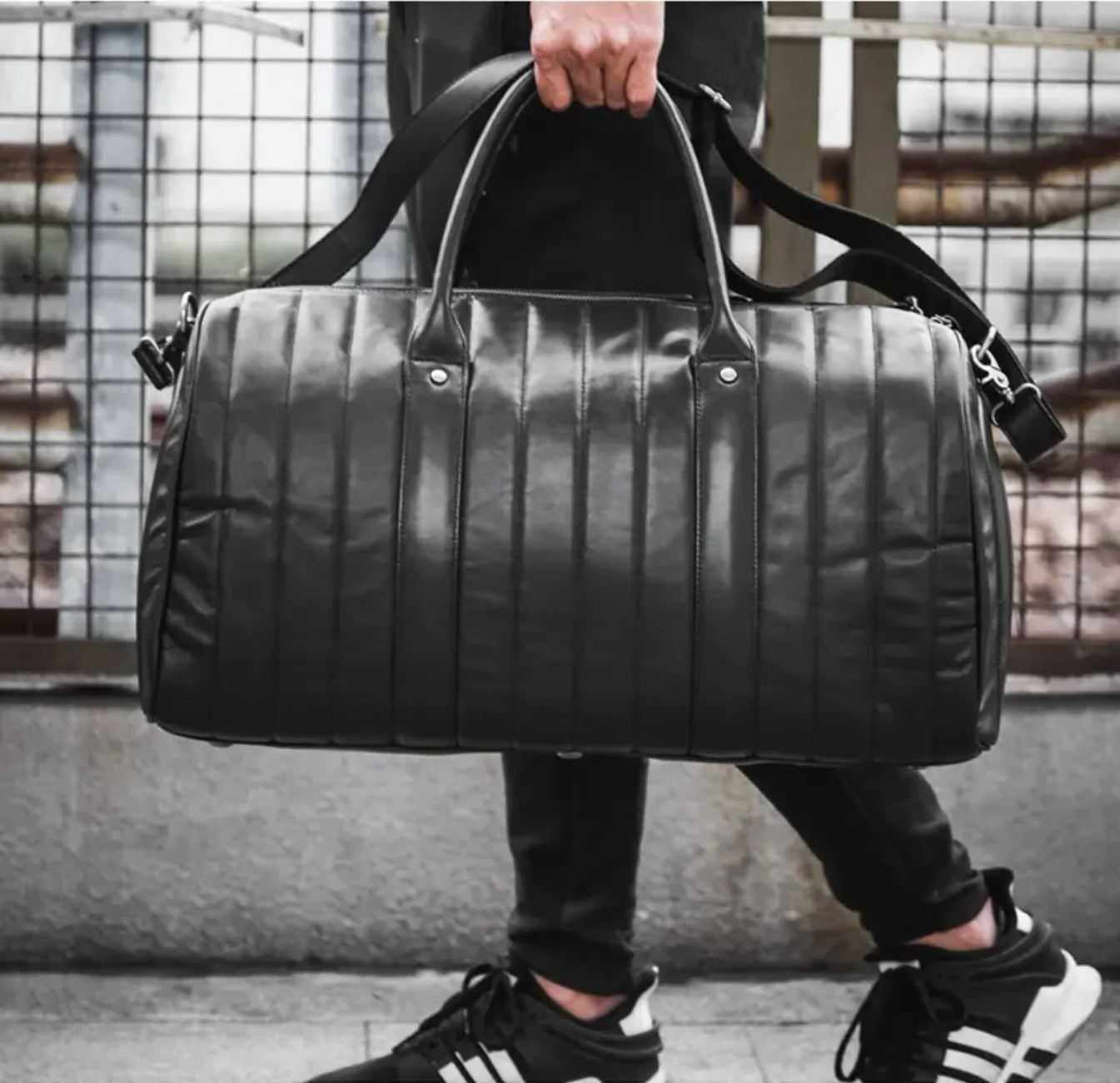 本革ショートトラベルバッグ