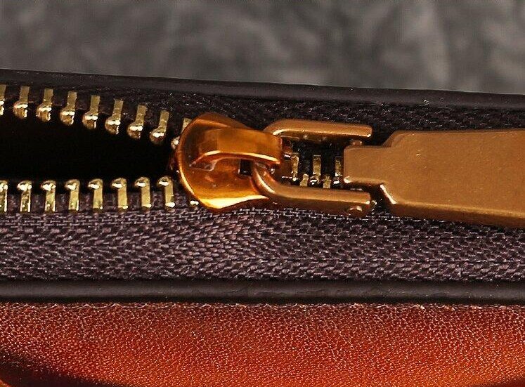 【猫風】精巧な手仕事の芸術品・植鞣天然牛革長財布・職人による手作りの 3D 模様・送料無料