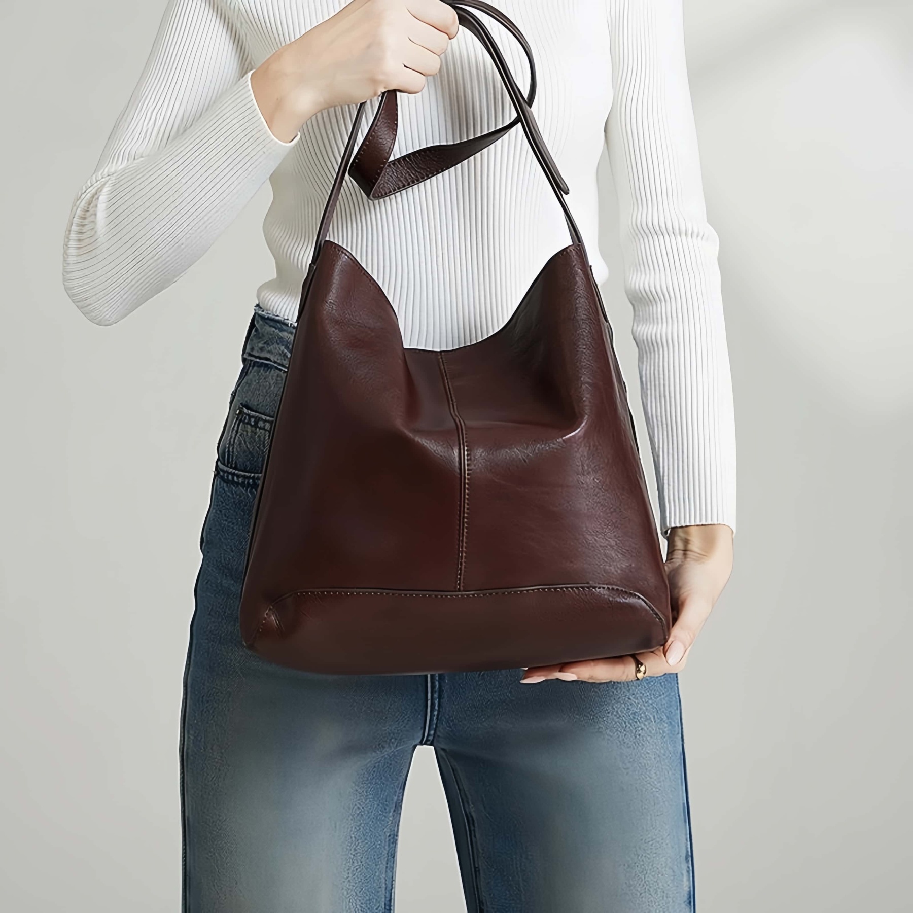 粋なデザイン ！❈茶|黒|2色|牛革ショルダーバッグ❈牛革肩掛けバッグ