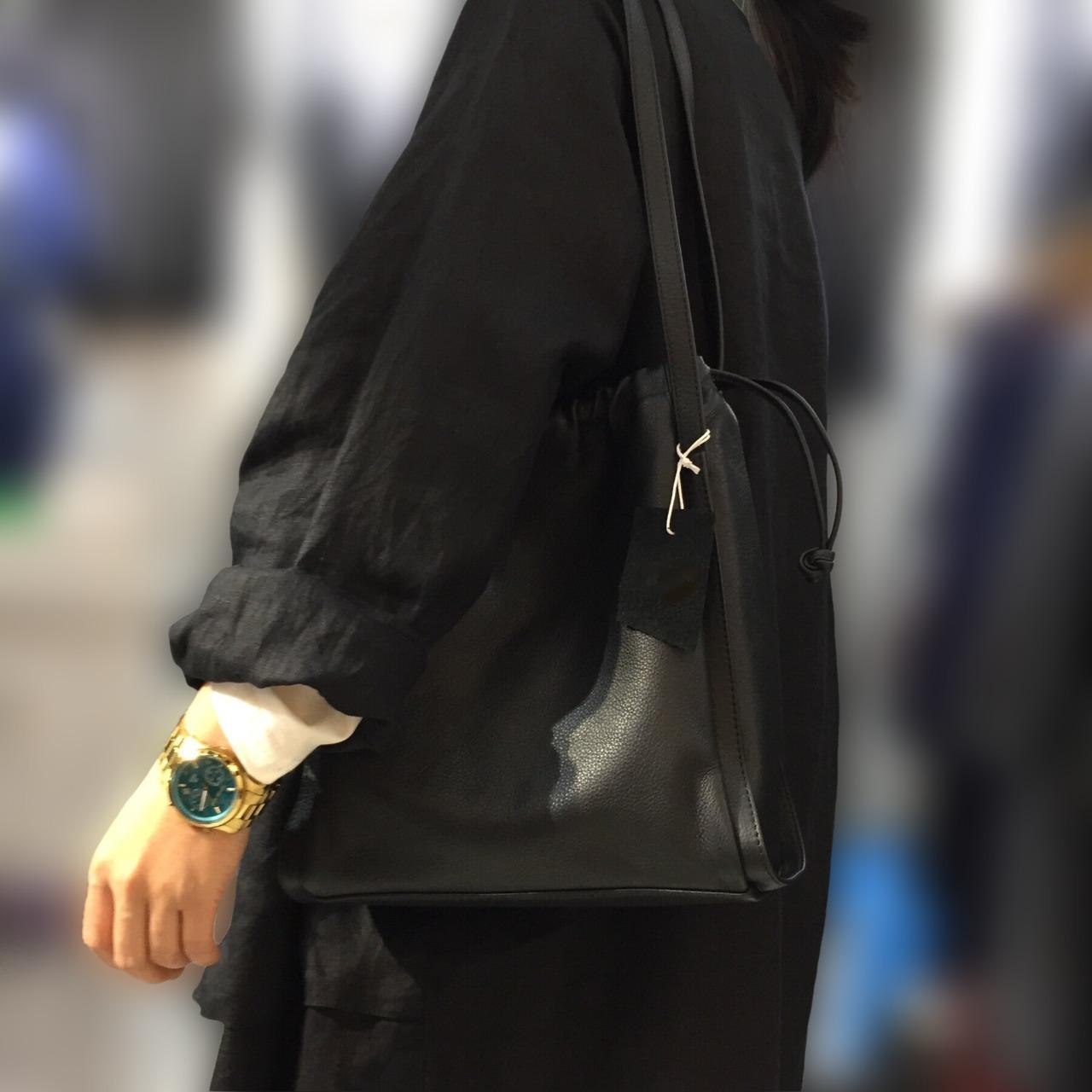 新発売！♦上質な天然牛革ハンドバッグ♦天然牛革トートバッグ