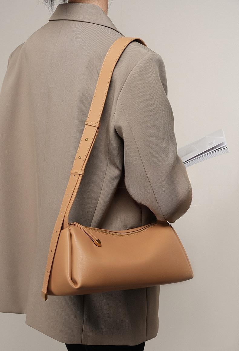 黒|カラメル|緑|3色•天然牛革ショルダーバッグ• 牛革肩がけかばんバッグ