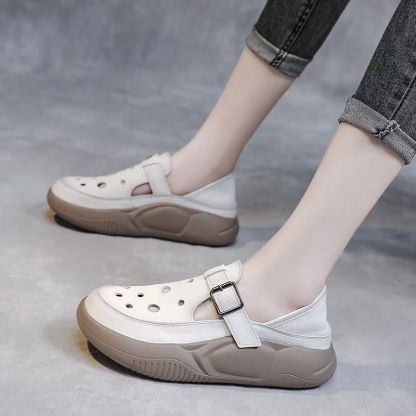 Retro and stylish hollow two-way hole shoes