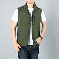 Multi-pocket quick-drying vest