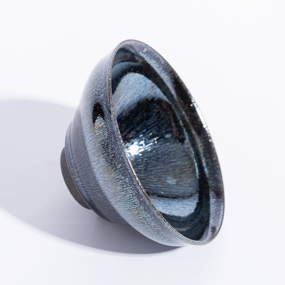 束口黑底银毫建盏