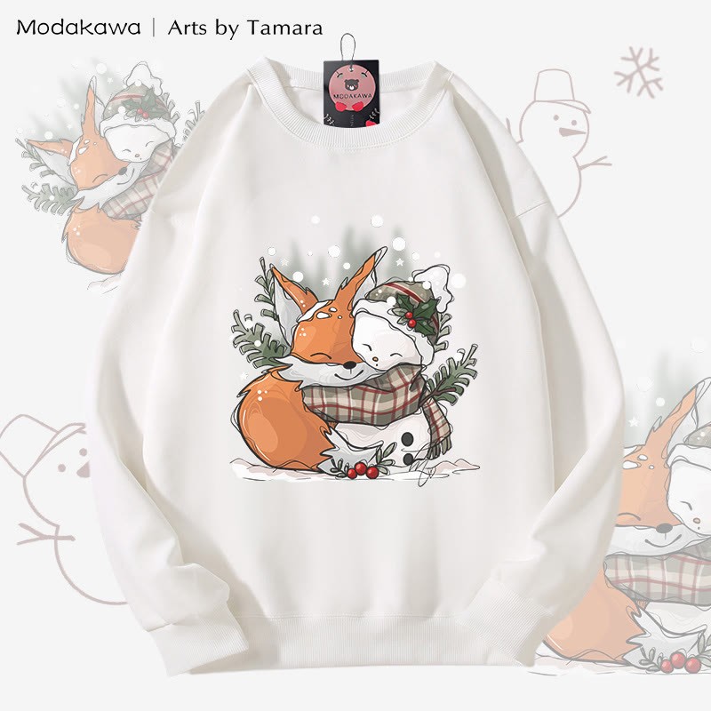 MODAKAWA X Arts by Tamara Fox 雪だるまを抱きしめるクリスマスグラフィック ユニセックス スウェットシャツ - White - 5XL - image 3