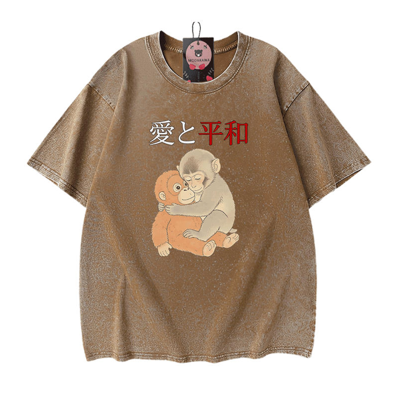 ピース・ラブ・ハグ・パンチ・モンキー・グラフィックModakawaヴィンテージウォッシュ加工綿100% Tシャツ - Brown - 5XL - image 7