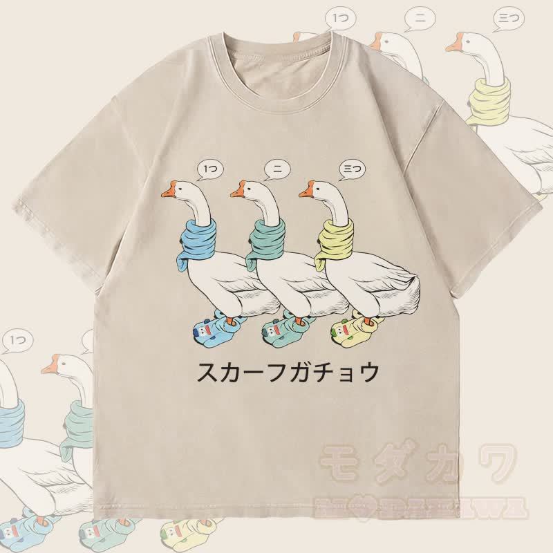 MODAKAWA スリースカーフ ガチョウ グラフィック ユニセックス ヴィンテージ ウォッシュド Tシャツ - ベージュ - 4XL - image 3
