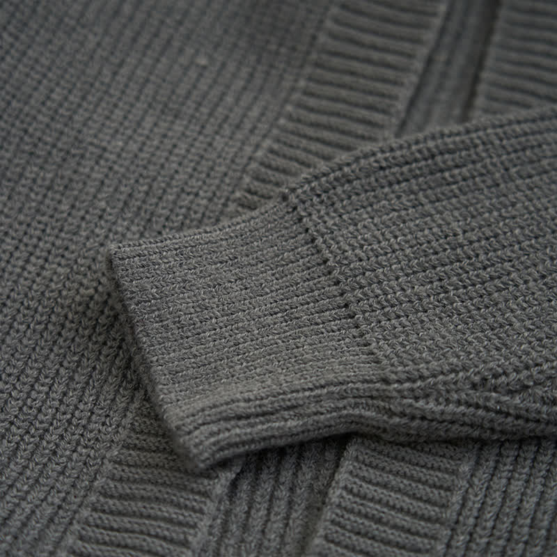 クマ耳セーターとスキニーフレアジーンズのマッチングコーデ - image 5