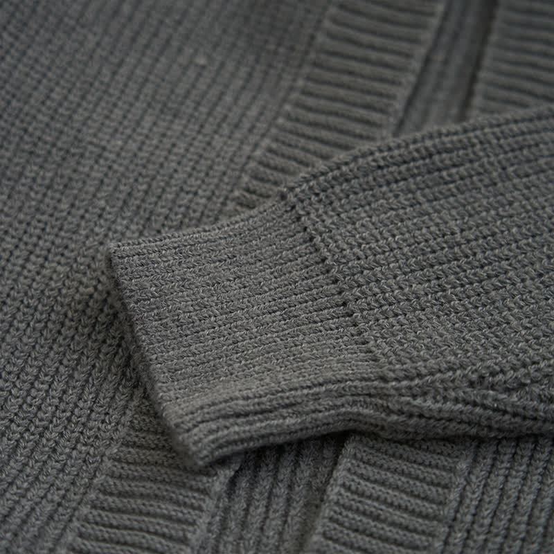 クマ耳セーターとスキニーフレアジーンズのマッチングコーデ - image 5