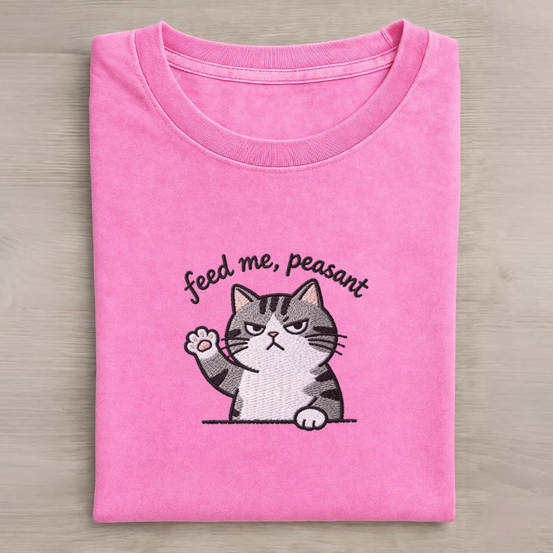 FEED ME, PEASANT 猫の足跡グラフィック ユニセックス ヴィンテージ ウォッシュ加工 Tシャツ - Rose Red - 5XL - image 4