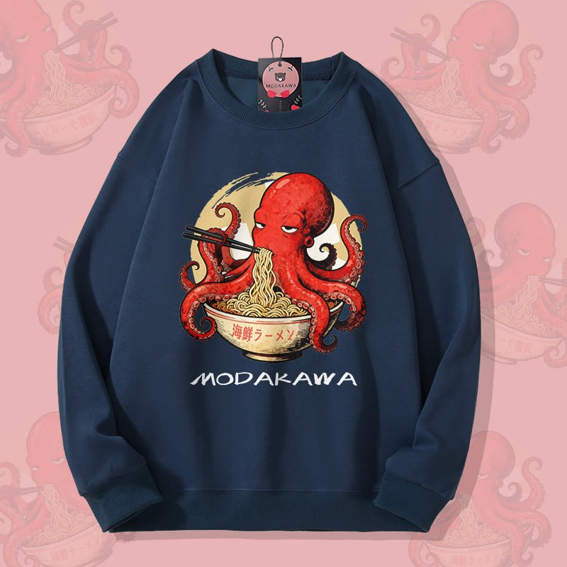 MODAKAWA タコがラーメンを食べるグラフィック ユニセックス スウェットシャツ - Purplish Blue - 5XL - image 1