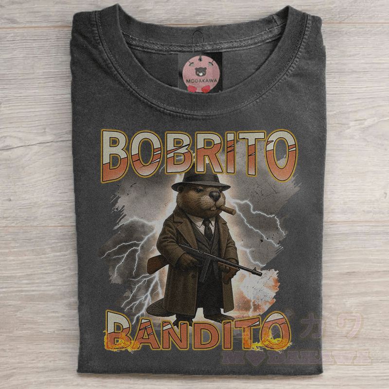 MODAKAWA BOBRITO BANDITO ギャングスター ビーバー グラフィック ユニセックス ヴィンテージ ウォッシュド Tシャツ - 黒 - 5XL - image 1