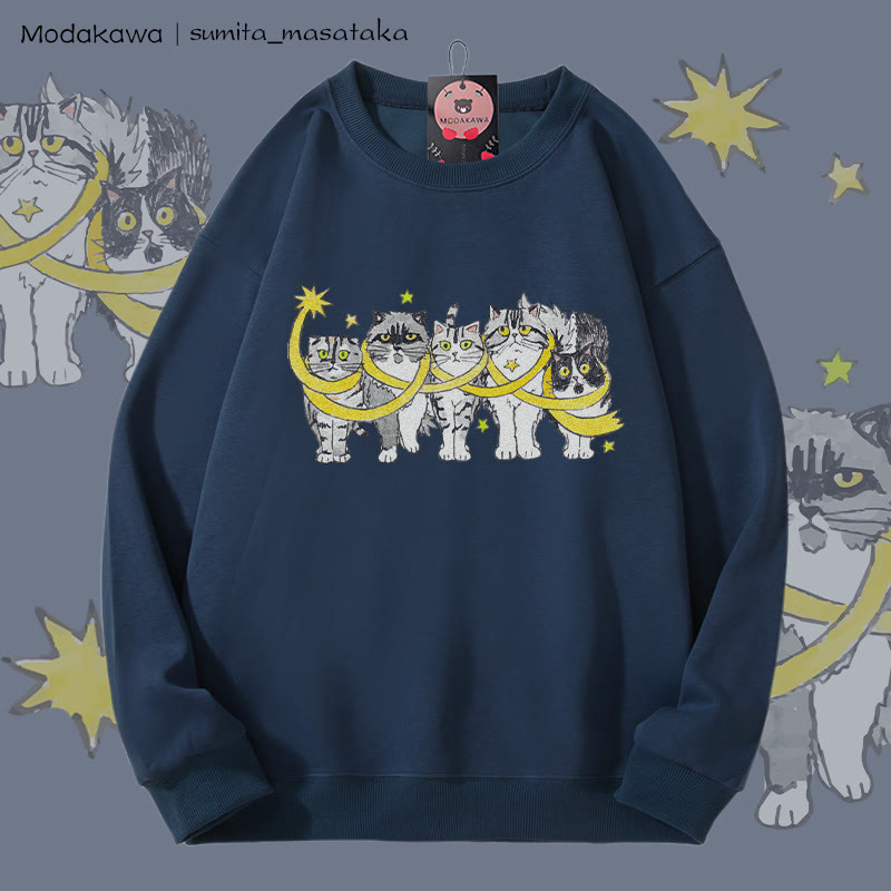 MODAKAWA X sumita_masataka 星に包まれた猫 グラフィック ユニセックス スウェットシャツ - Dusty Blue - 5XL - image 1