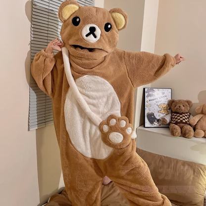 おもしろクマのぬいぐるみフード付きワンジーパジャマ - image 3
