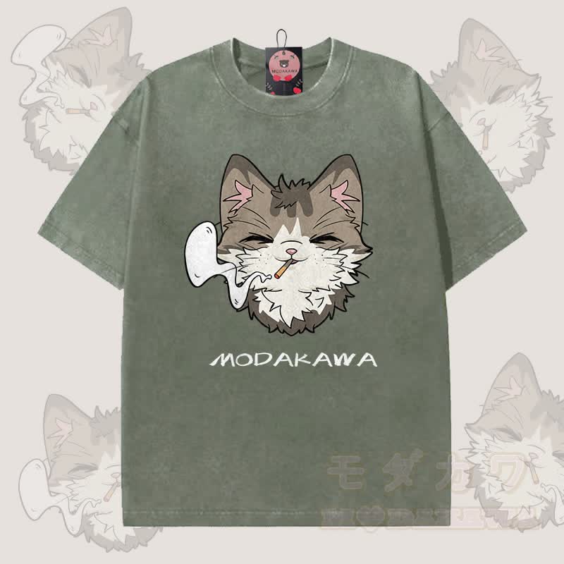 MODAKAWA スモーキングキャットグラフィック ユニセックス ヴィンテージウォッシュTシャツ - ダークグリーン - 5XL - image 1