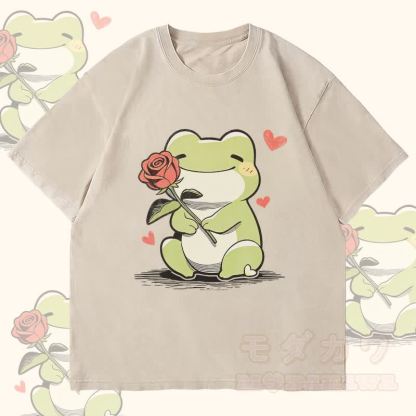 MODAKAWA かわいいカエルとバラのグラフィック ユニセックス ヴィンテージ ウォッシュ加工 Tシャツ - ベージュ - 4XL - image 2