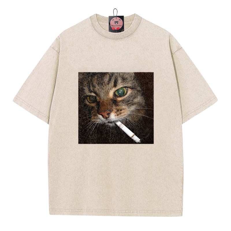 スモーキングキャットグラフィック ユニセックス ヴィンテージ ウォッシュドTシャツ - Apricot - 5XL - image 3